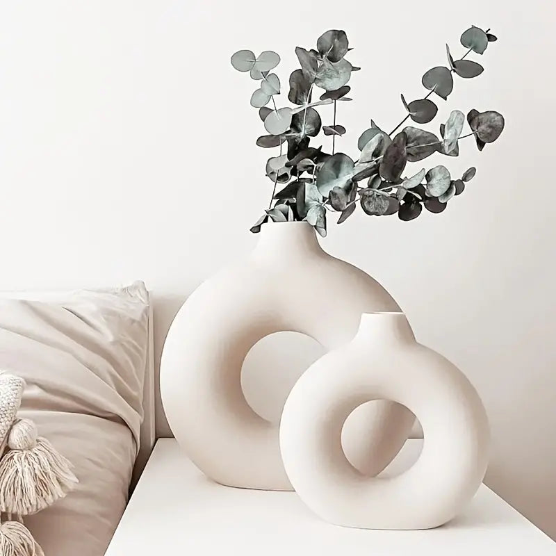 TerraWhiteModern — Decorative Vase