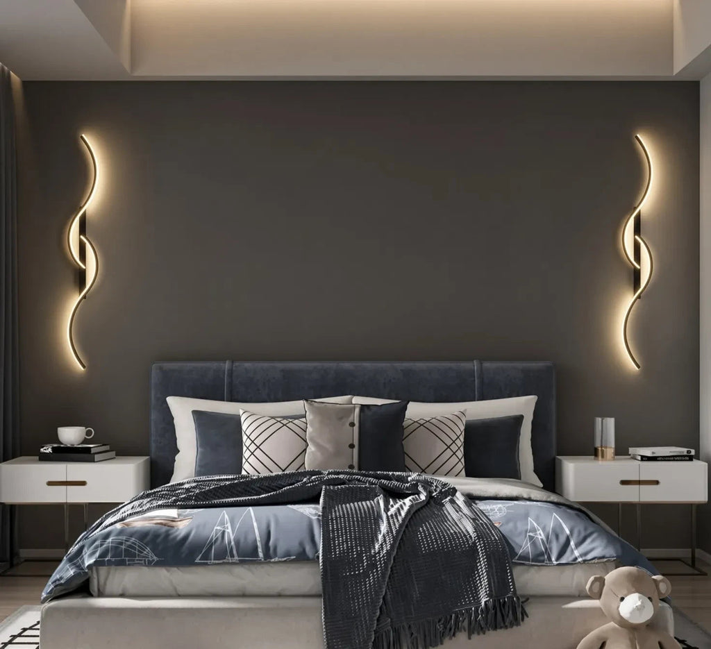 AuraWave — Wall Light
