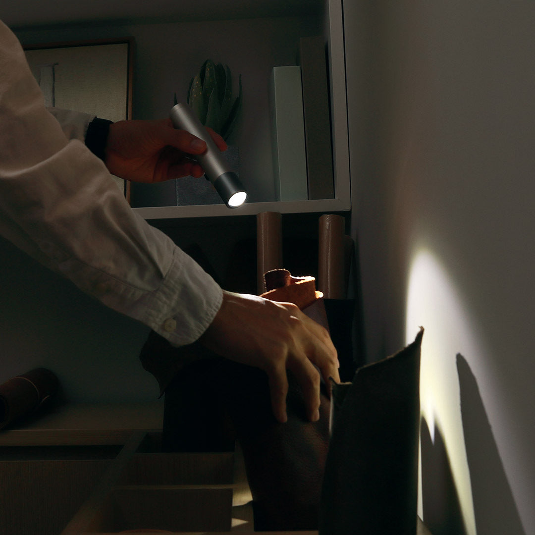 NovaFlash — Xiaomi Multifunctional Induction Torch & Night Light