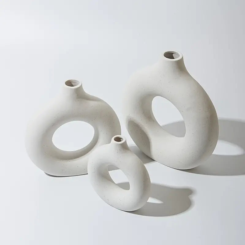 TerraWhiteModern — Decorative Vase