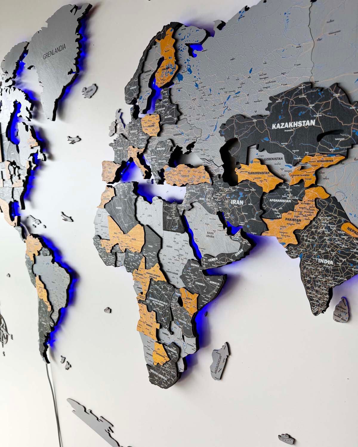 Wooden World Map Illuminated LED 3D Premium Birdywing®-3