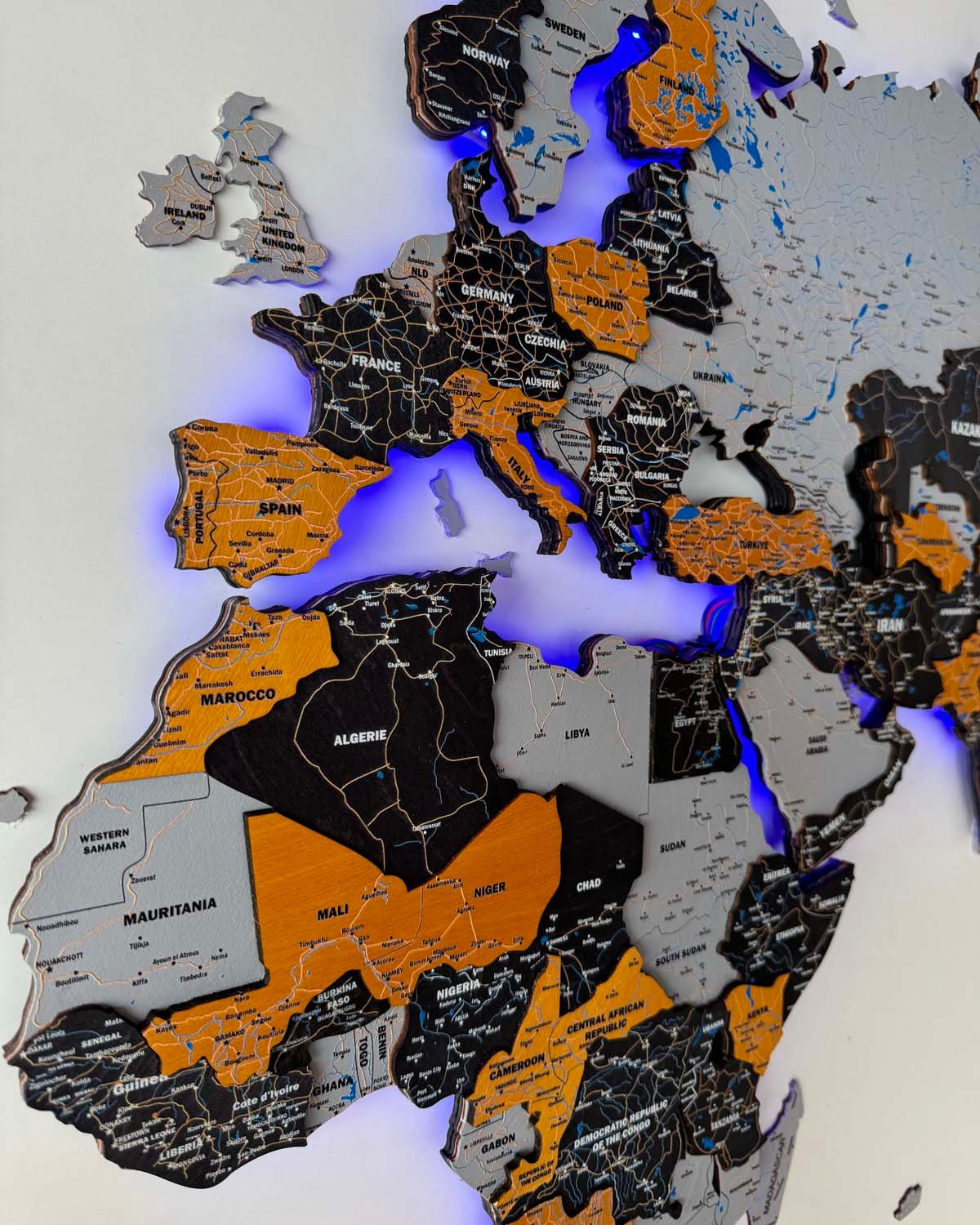 Wooden World Map Illuminated LED 3D Premium Birdywing®-2