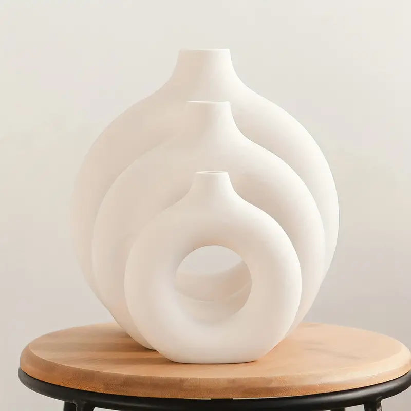 TerraWhiteModern — Decorative Vase