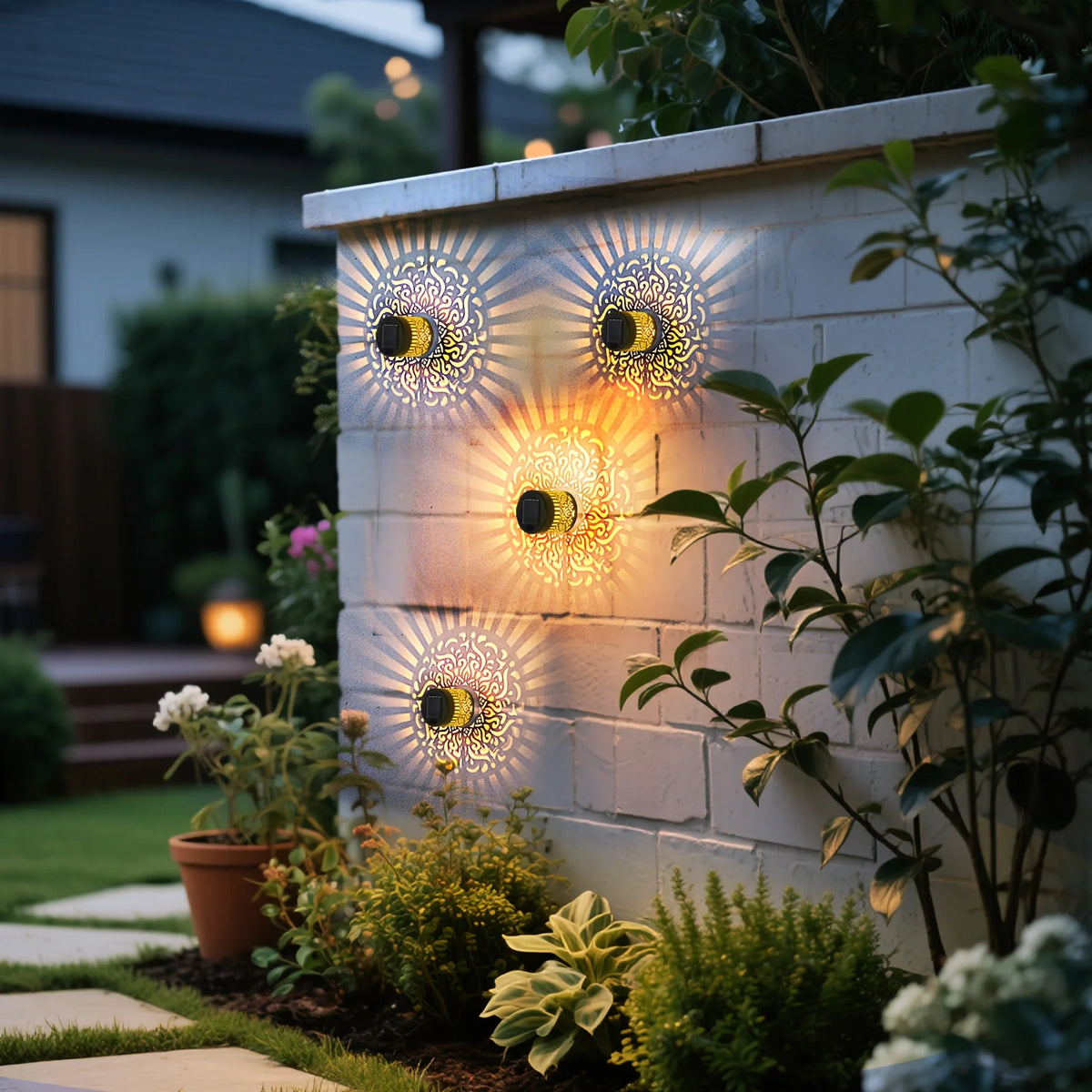 AuraSolar — Wall Light