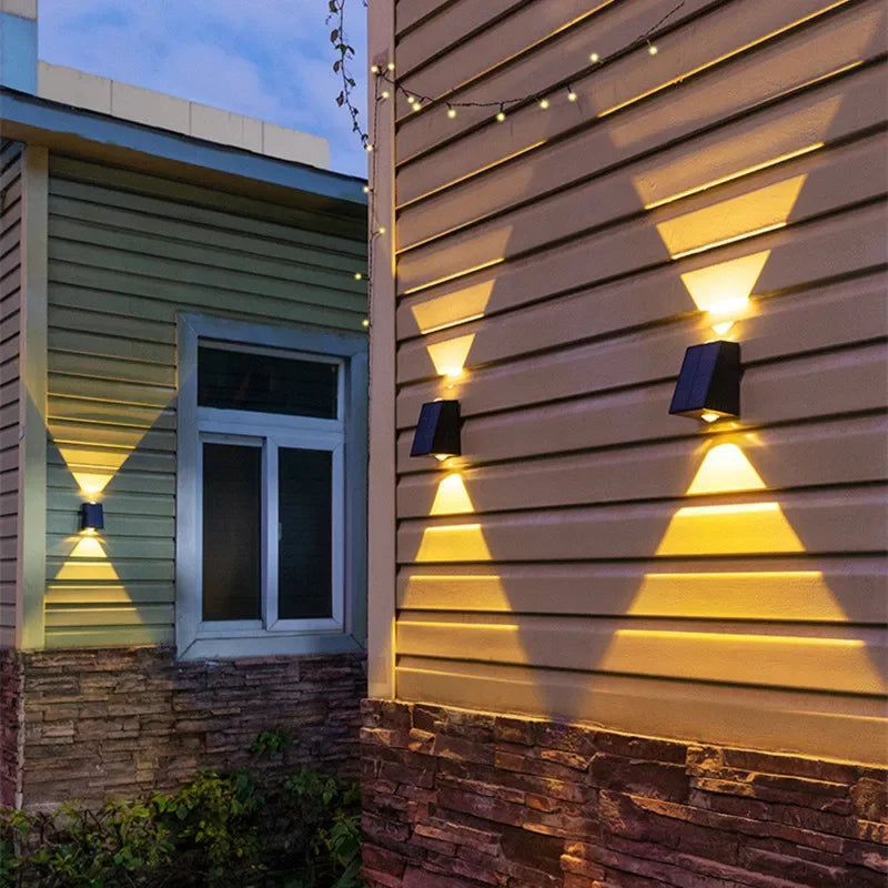 AuraSolarHalo — Wall Light
