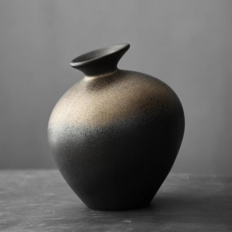 TerraBlackFloral — Decorative Vase