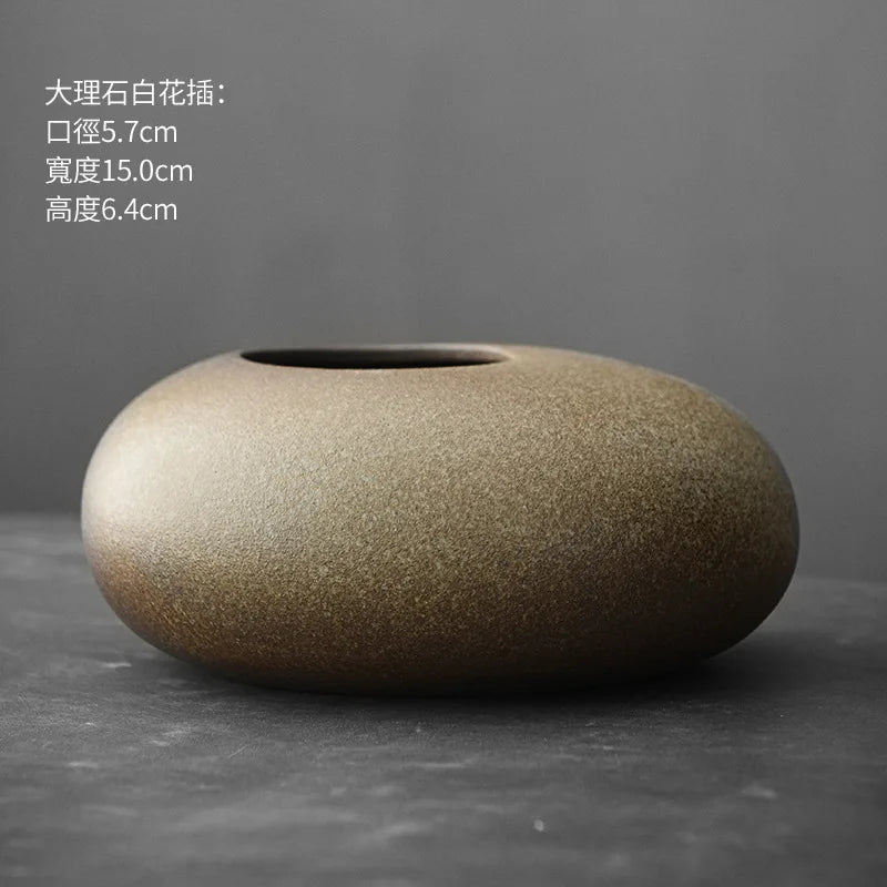 TerraBlackFloral — Decorative Vase