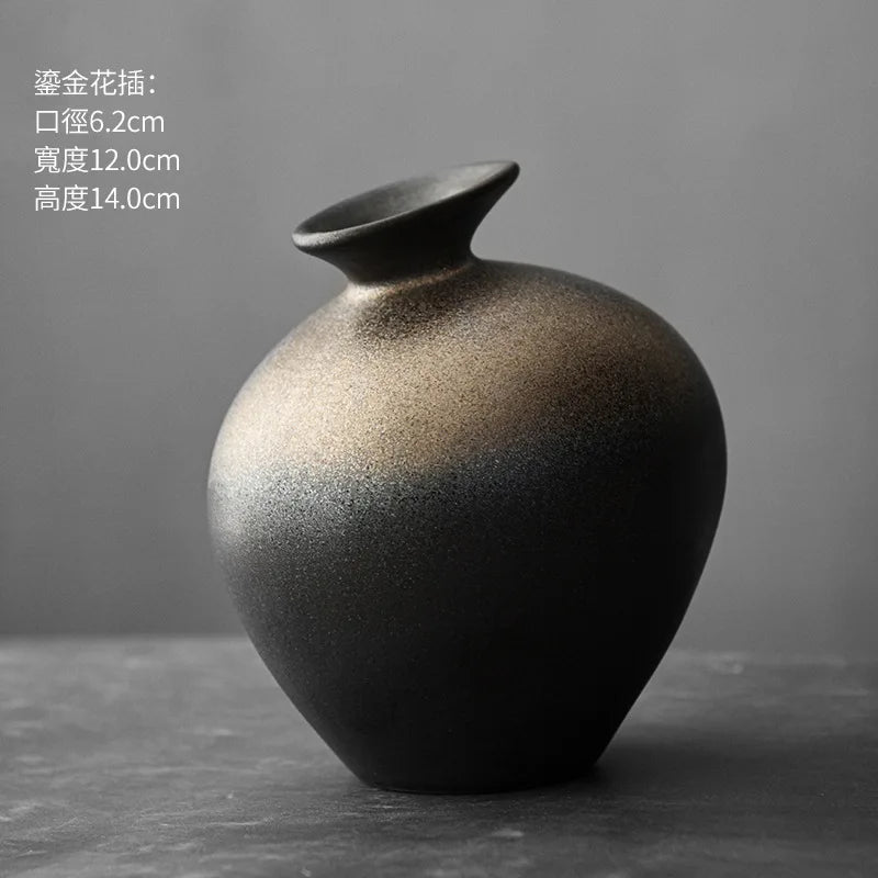 TerraBlackFloral — Decorative Vase