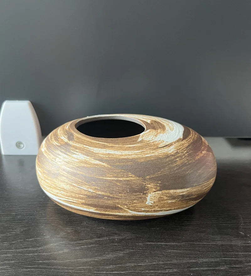TerraBlackFloral — Decorative Vase