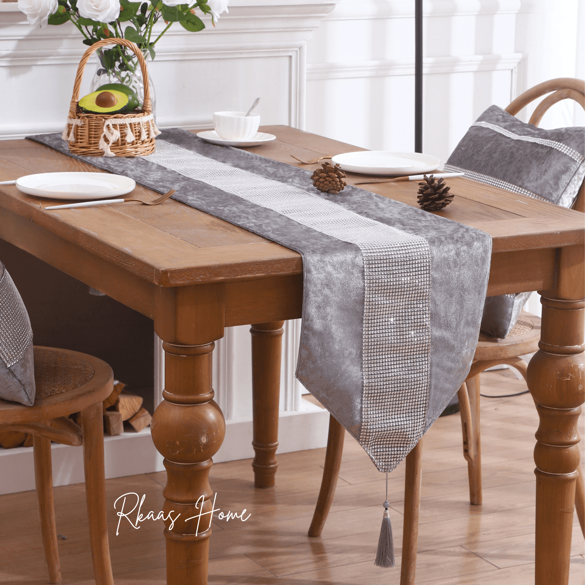 Diamante Crushed Ice Velvet Table Runner (Silver Grey - 32x180cm)