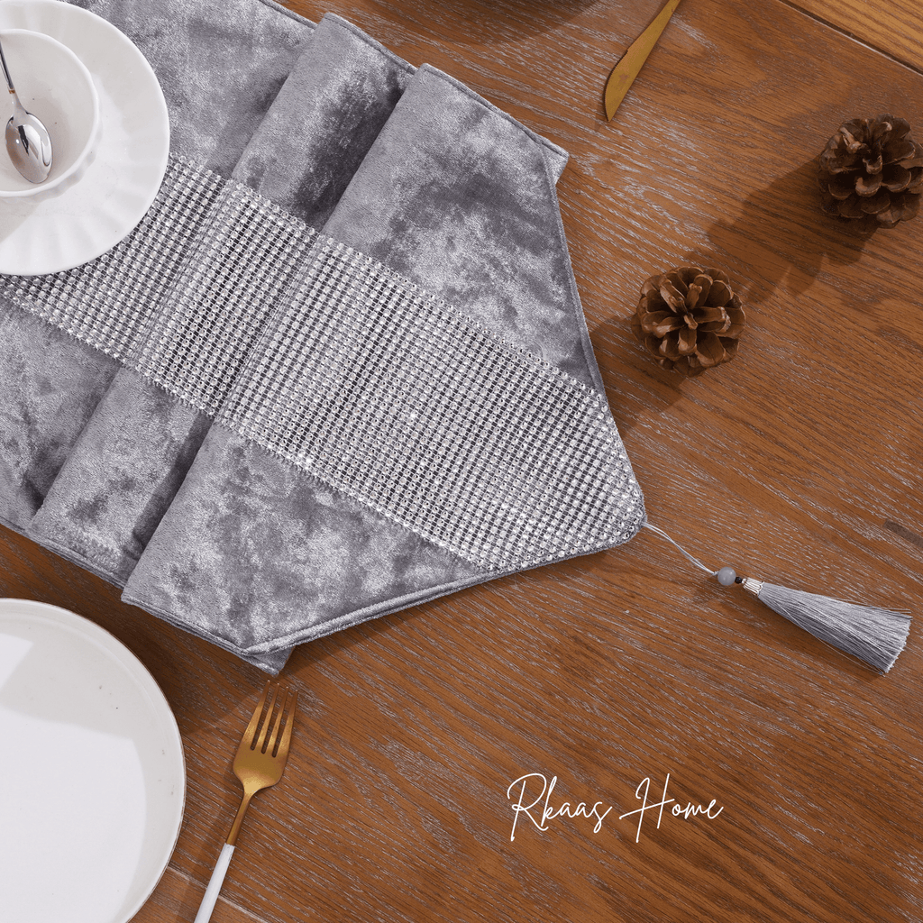 Diamante Crushed Ice Velvet Table Runner (Silver Grey - 32x180cm)