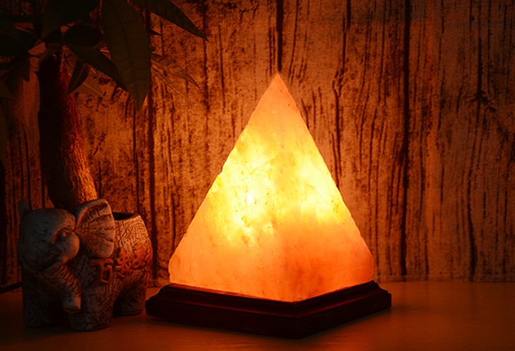 SaltPyramid — Himalayan Crystal Salt Lamp
