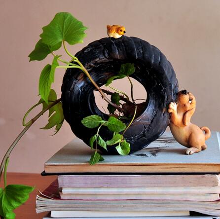 NovaPup — Resin Lucky Dog Figurine
