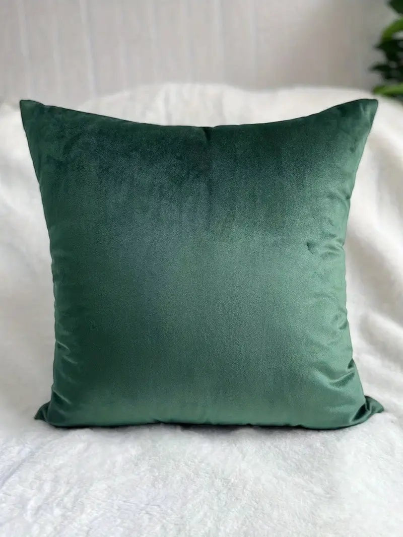 Ciemnozielona poszewka na poduszkę NovaPulse z aksamitu flanelowego o wymiarach 45x45 cm