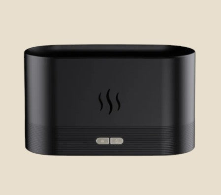 Dyfuzor zapachowy NovaPulse FlameMist Lux w kolorze czarnym z minimalistycznym designem i efektem płomienia