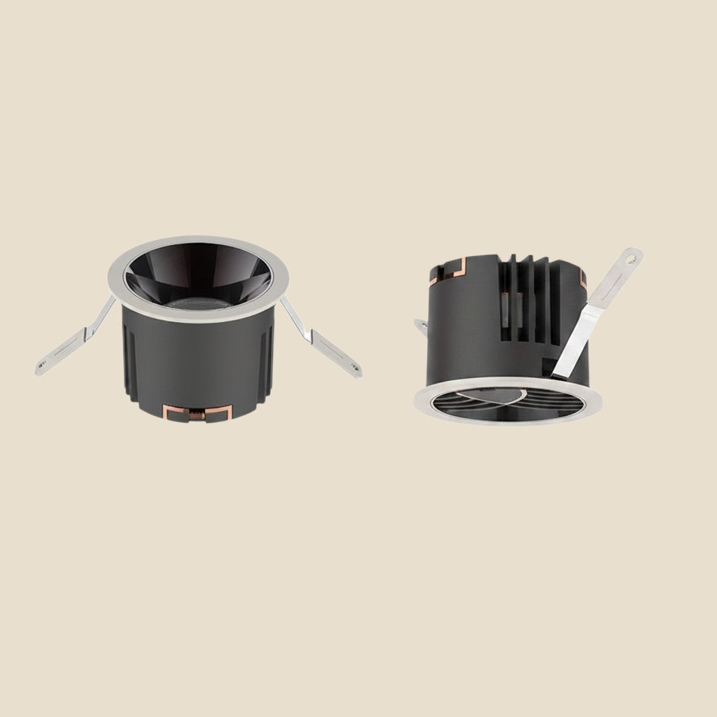 Inteligentny reflektor sufitowy NovaPulse Xiaomi LED w czarnej obudowie z wbudowanymi uchwytami montażowymi
