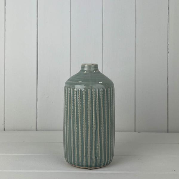 Ceramic Indented Flower Vase (19cm) D10cm-1