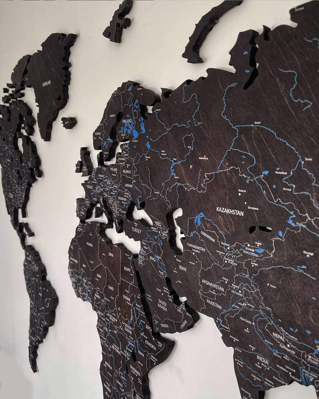 Colored Wooden World Map​ Heban 4